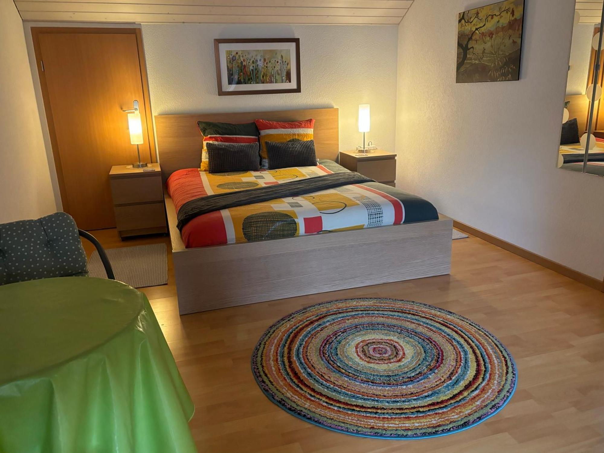 Queen Guest Room Mont-sur-Rolle Exteriér fotografie